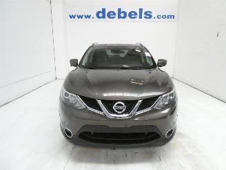skadebil auto Nissan Qashqai  2016/8