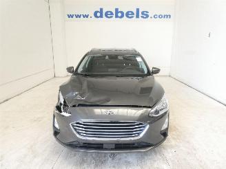 Damaged car Ford Focus COOL&CONNECT 2019/4