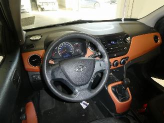 Hyundai I-10 I 10 AIR picture 17