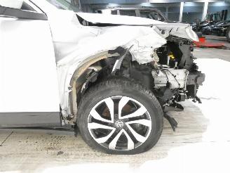 Volkswagen T-Roc ACTIVE picture 16