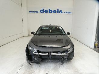Voiture accidenté Peugeot 308 1.2 PURETECH 2023/2