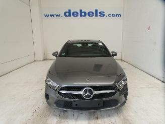 damaged passenger cars Mercedes A-klasse BUSINESS CLASS 2022/8