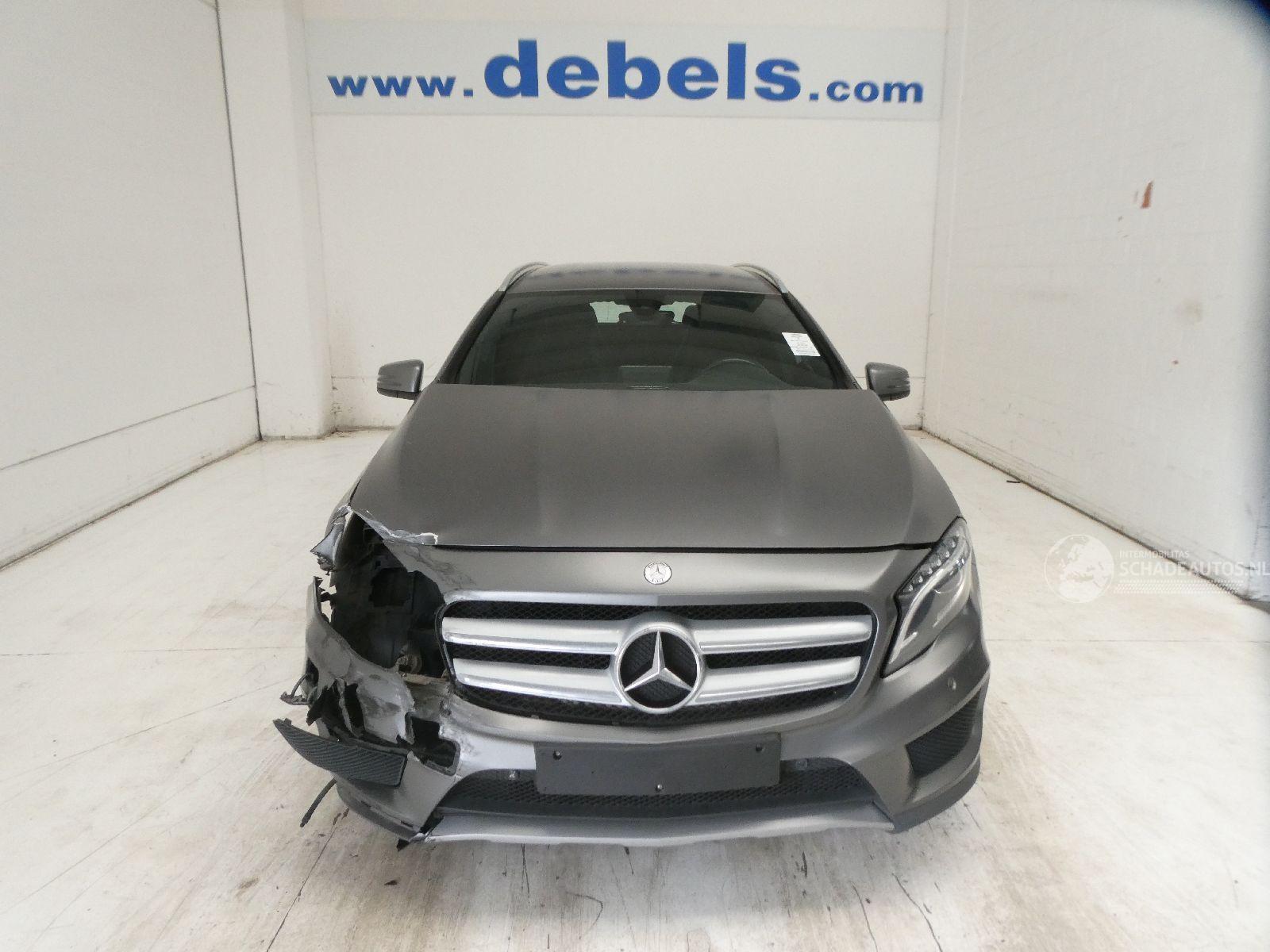 Mercedes GLA 