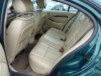 Jaguar S-type 2.7D V6 picture 14