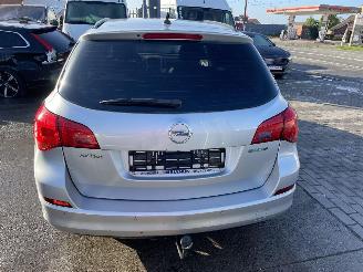 Opel Astra SPORTSTOURER picture 10