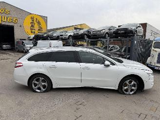 krockskadad bil auto Peugeot 508 2.0 HDI 2014/4