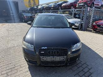 Audi A3 2.0TDI AUTOMATIC picture 2