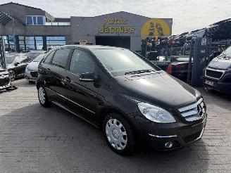 uszkodzony samochody osobowe Mercedes B-klasse  2010/4