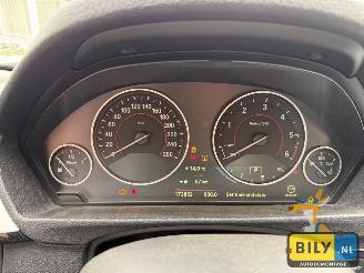 BMW 3-serie F31 320XD N47D20C Black sapphire metallic picture 21