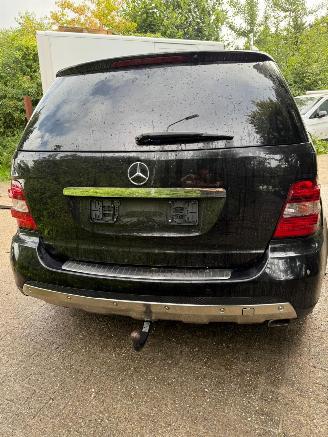 Mercedes ML ML 320 CDI 4 MATIC picture 2