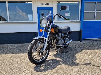 Yamaha  XJ 650 MAXIM picture 13