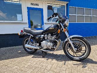 Yamaha  XJ 650 MAXIM picture 3