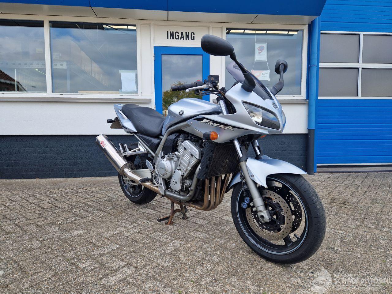 Yamaha  FAZER 1000 FZS