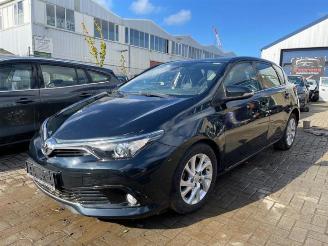 krockskadad bil bedrijf Toyota Auris Auris (E18), Hatchback 5-drs, 2012 / 2019 1.2 T 16V 2018/4