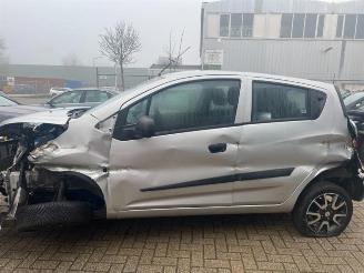 Chevrolet Spark Spark (M300), Hatchback, 2010 1.0 16V picture 2