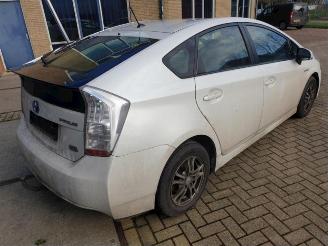 Toyota Prius Prius (ZVW3), Hatchback, 2009 / 2016 1.8 16V picture 4