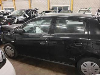 Mitsubishi Space-star  picture 2