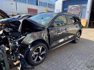 Salvage car Ford Focus Focus 4 Wagon, Combi, 2018 1.0 Ti-VCT EcoBoost 12V 125 2022