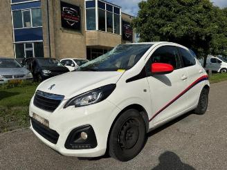 Peugeot 108 108, Hatchback, 2014 1.0 12V VVT-i picture 1