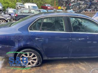 Volkswagen Jetta Jetta III (1K2), Sedan, 2005 / 2010 1.6 FSI 16V picture 8