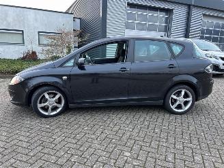 Seat Toledo 2.0 FSI 16V MPV  Benzine 1.984cc 110kW (150pk) FWD 2005-11/2009-03 (5P2) BVY picture 27