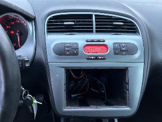 Seat Toledo 2.0 FSI 16V MPV  Benzine 1.984cc 110kW (150pk) FWD 2005-11/2009-03 (5P2) BVY picture 26