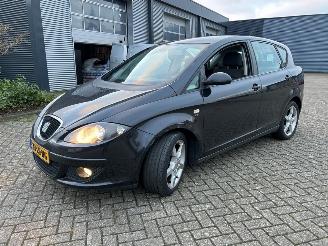 Seat Toledo 2.0 FSI 16V MPV  Benzine 1.984cc 110kW (150pk) FWD 2005-11/2009-03 (5P2) BVY picture 9