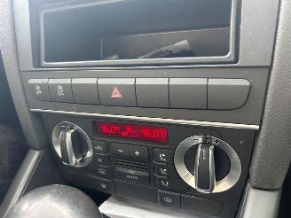 Audi A3 1.4 TFSI 16V Hatchback 4Dr Benzine 1.390cc 92kW (125pk) FWD 2007-06/2012-08 (8PA) CAXC picture 31