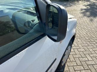 Volkswagen Caddy 1.6 TDI 16V Bestel  Diesel 1.598cc 55kW (75pk) FWD 2010-08/2015-05 (2C) CAYE picture 18