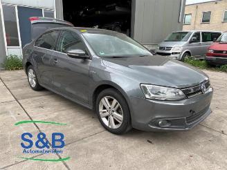 Vrakbiler auto Volkswagen Jetta Jetta IV (162/16A), Sedan, 2010 / 2017 1.4 TSI Hybrid 16V 2013/6