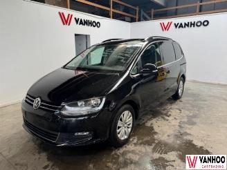 krockskadad bil auto Volkswagen Sharan  2018/5