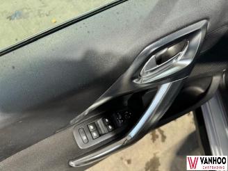 Peugeot 2008  picture 11