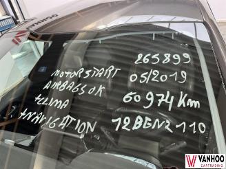 Peugeot 208  picture 20