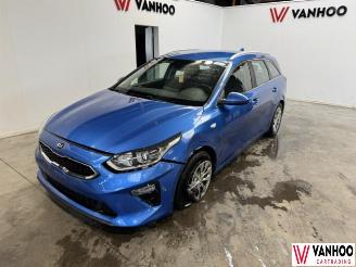 Coche accidentado Kia Cee d  2019/12