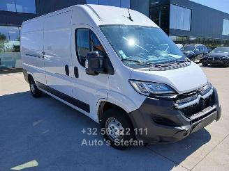 Vaurioauto  passenger cars Citroën Jumper  2023/8