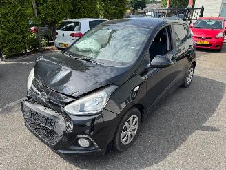 Hyundai I-10 1.0i i-Motion Go! 2016 picture 1