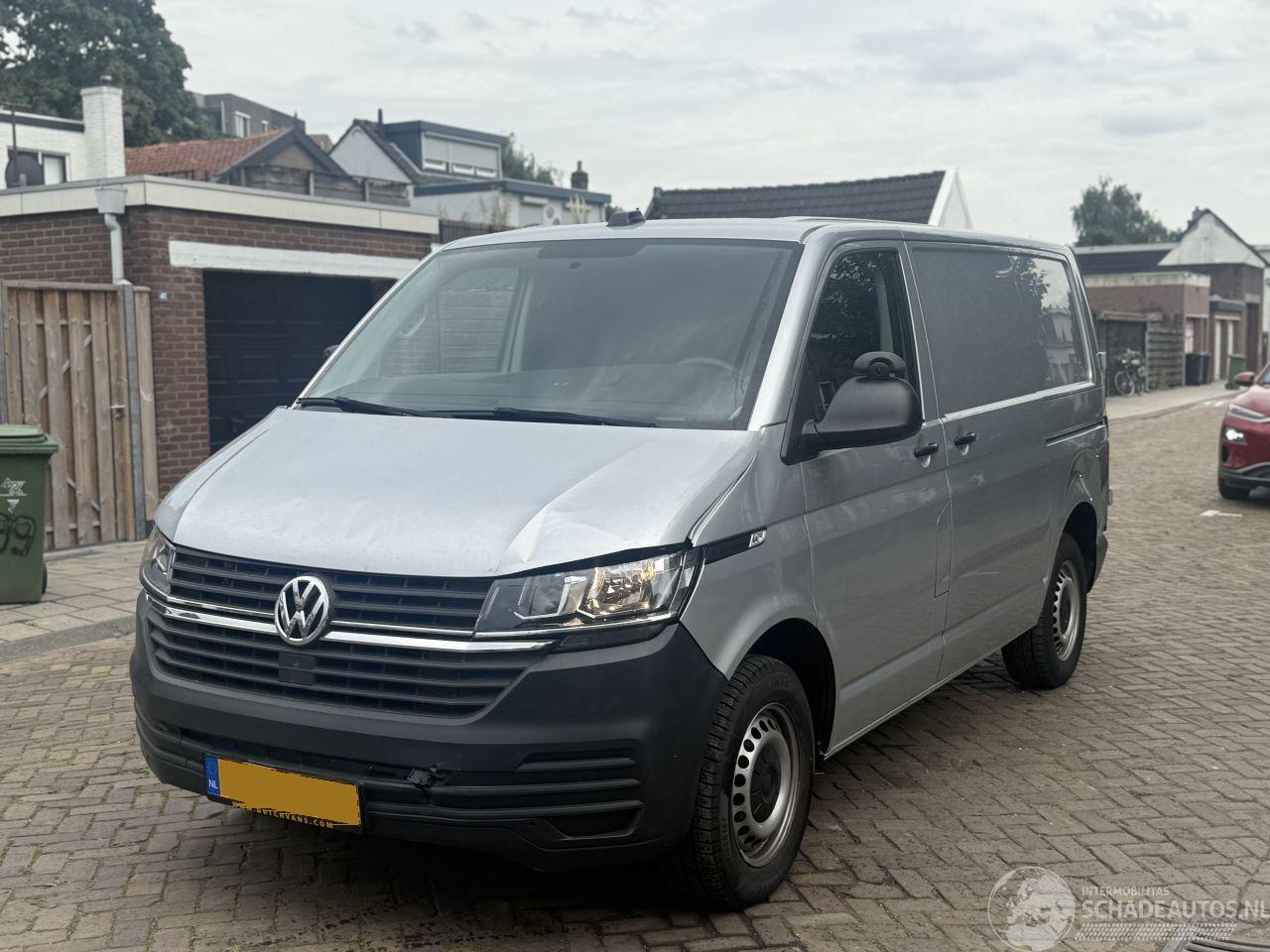 Volkswagen Transporter 2.0 TDI L1H1 28 Bulli