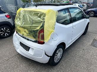 Volkswagen Up! 1.0 PANO picture 4