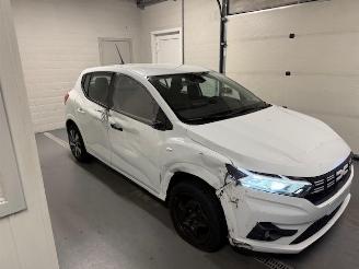 Voiture accidenté Dacia Sandero  2024/6