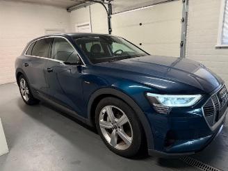 damaged passenger cars Audi E-tron  2021/10
