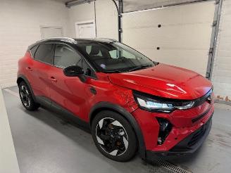 Damaged car Renault Captur  2025/2