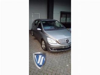 Mercedes B-klasse B (W245), Hatchback, 2005 / 2011 2.0 B-200 CDI 16V picture 3