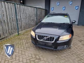 Vrakbiler auto Volvo V-70 V70 (BW), Combi, 2007 / 2016 2.4 D5 20V 2008