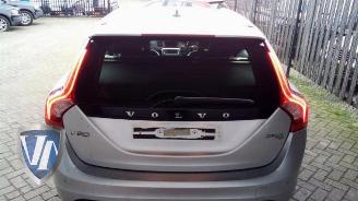 Volvo V-60 V60 I (FW/GW), Combi, 2010 / 2018 1.6 DRIVe picture 4