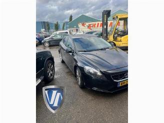 Vrakbiler auto Volvo V-40 V40 (MV), Hatchback 5-drs, 2012 / 2019 1.6 D2 2014/2