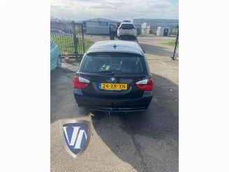 Coche siniestrado BMW 3-serie 3 serie Touring (E91), Combi, 2004 / 2012 318i 16V 2007/9