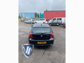 BMW 1-serie 1 serie (E81), Hatchback 3-drs, 2006 / 2012 118i 16V picture 5