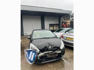 Peugeot 208 208 I (CA/CC/CK/CL), Hatchback, 2012 / 2019 1.0 Vti 12V PureTech picture 3