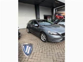 Volvo V-40 V40 (MV), Hatchback 5-drs, 2012 / 2019 2.0 D4 16V picture 2