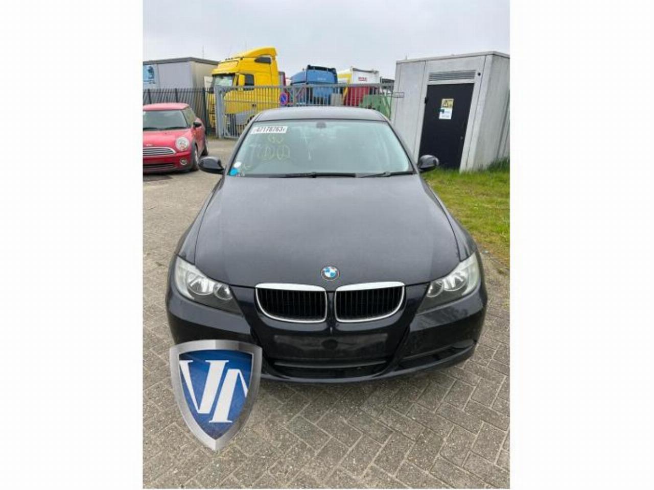 BMW 3-serie 3 serie (E90), Sedan, 2005 / 2011 320i 16V